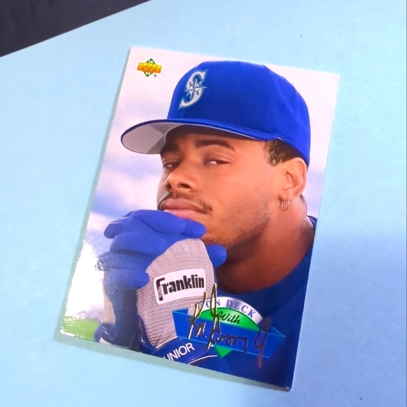 1993 Upper Deck Gold Foil Signature #D13 Ken Griffey Jr. Baseball - Picture 1 of 15